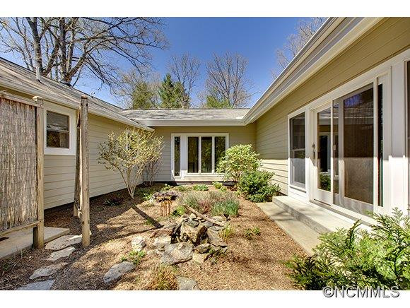 361 Maple Street - Photo 9