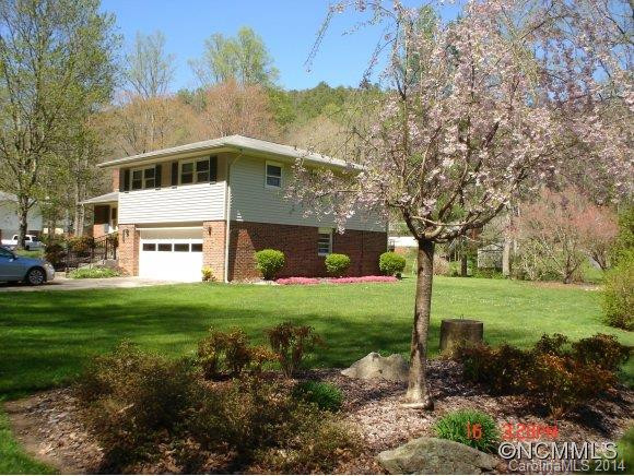188 Millbrook Drive - Photo 3