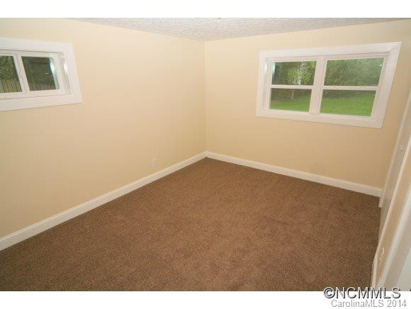 88 W. Sweetbriar Lane - Photo 10