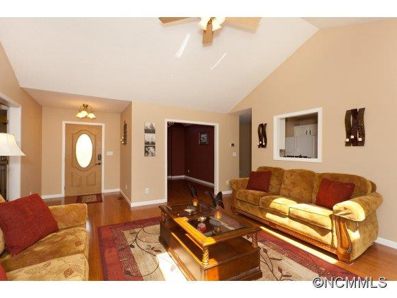392 Hemlock Springs Trail - Photo 4