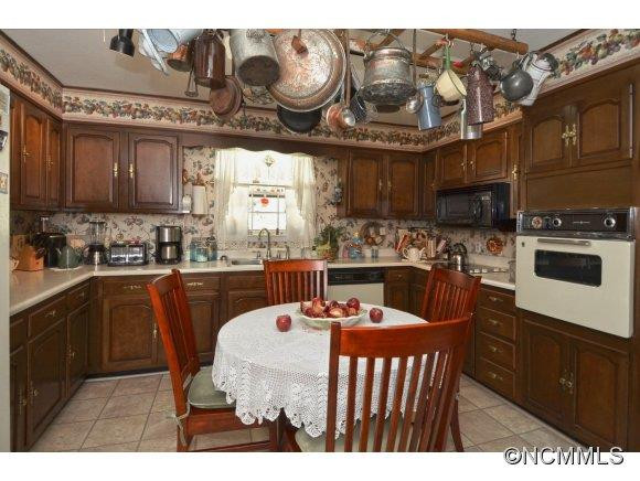 104 Alpine Way - Photo 4