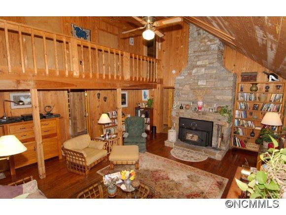 64 Buck Ridge Road - Photo 3