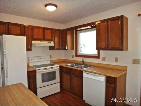 18 Gail Dr - Photo 16