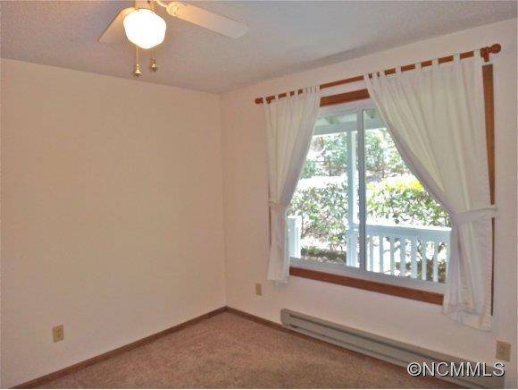 18 Gail Dr - Photo 7