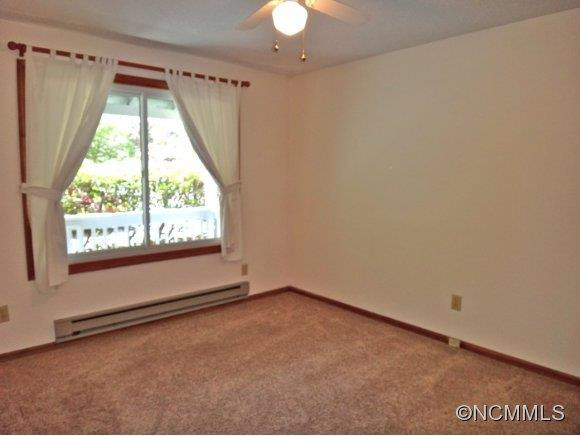 18 Gail Dr - Photo 8