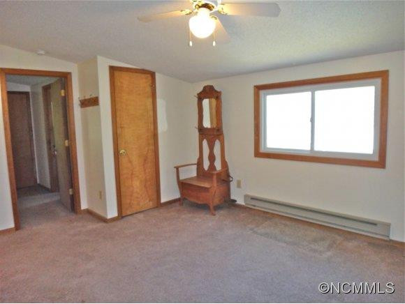 18 Gail Dr - Photo 9
