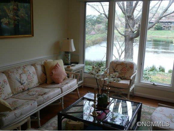 538 Crowfields Lane - Photo 7