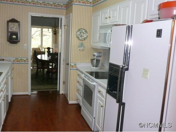 538 Crowfields Lane - Photo 9