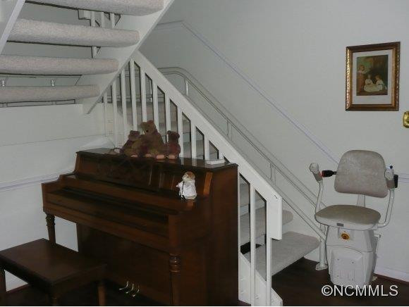 538 Crowfields Lane - Photo 10