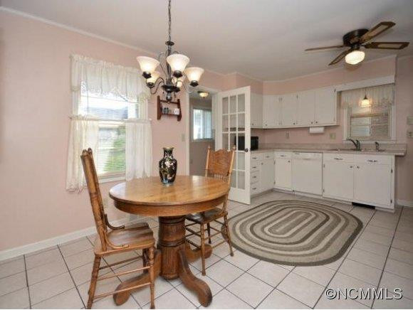 1106 N JUSTICE STREET - Photo 3