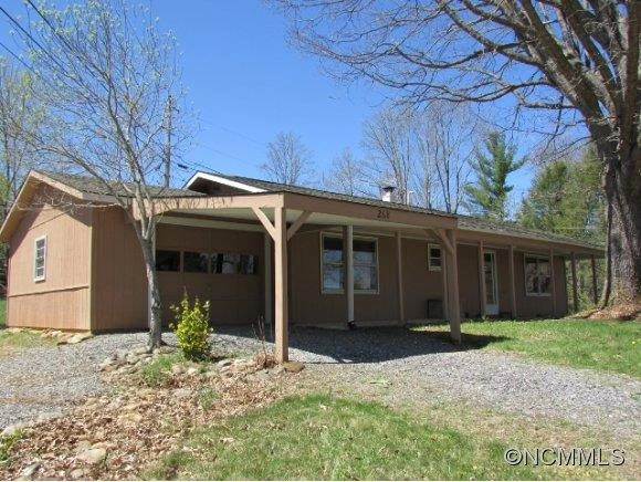 268 White Oak Circle