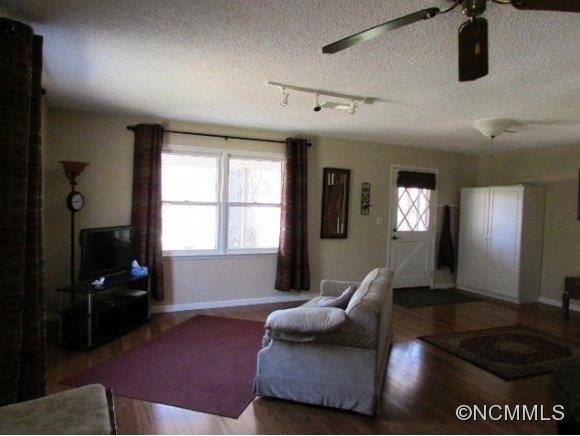 268 White Oak Circle - Photo 6