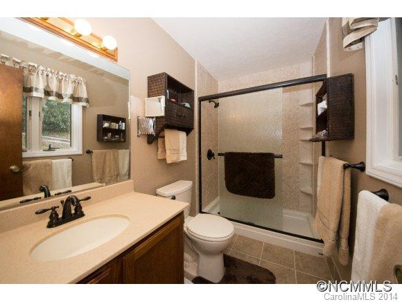 50 SKY LAKE DRIVE - Photo 14