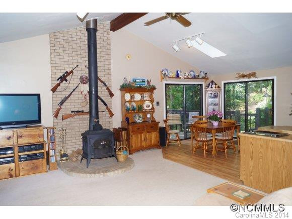 50 SKY LAKE DRIVE - Photo 3