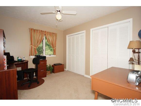 50 SKY LAKE DRIVE - Photo 10