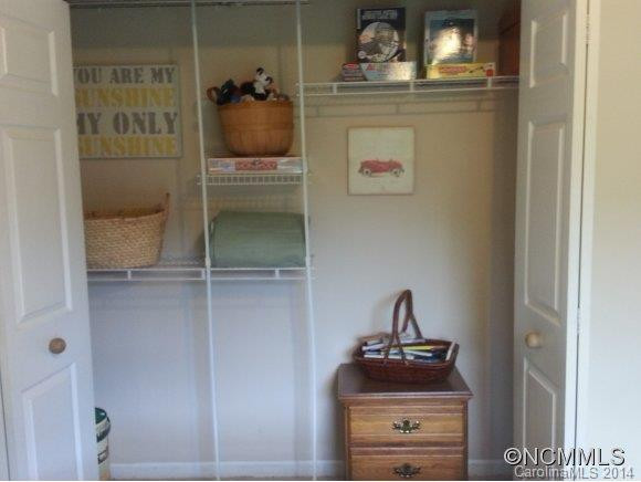 8 Country Lane - Photo 15