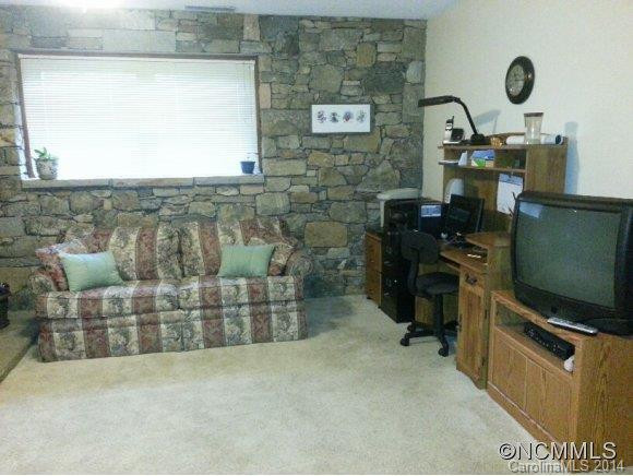 8 Country Lane - Photo 16