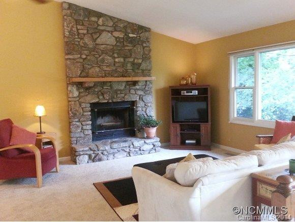 8 Country Lane - Photo 4
