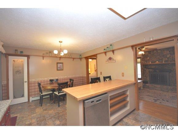 33 Seldom Home Dr - Photo 11