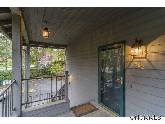 400 Charlotte St. #502 - Photo 2