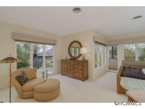 400 Charlotte St. #502 - Photo 16