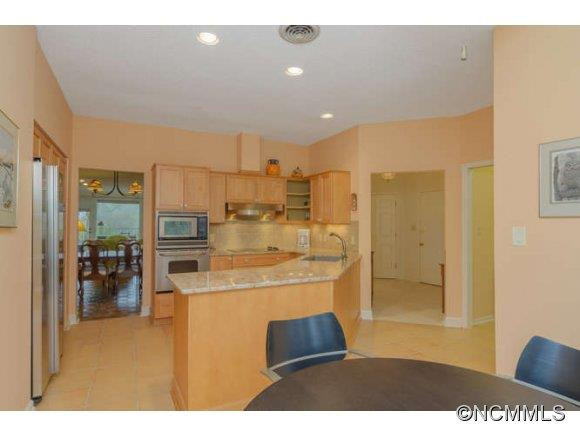 400 Charlotte St. #502 - Photo 6