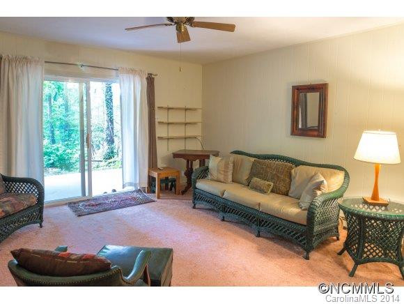 212 Sunset Drive - Photo 11