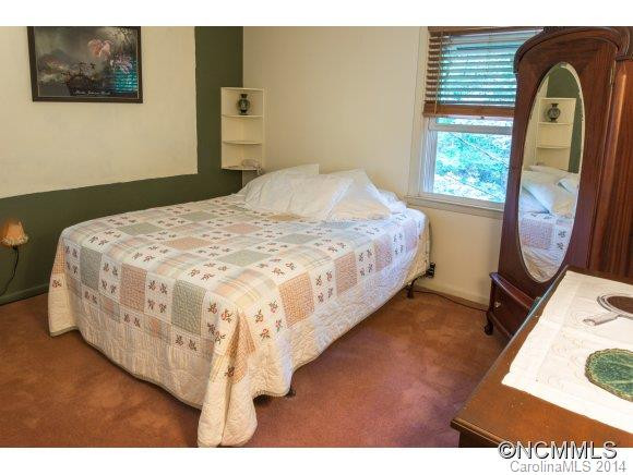 212 Sunset Drive - Photo 7