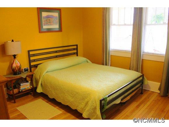 27 Barnard Avenue - Photo 11