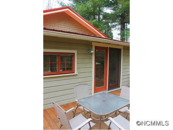 27 Barnard Avenue - Photo 18