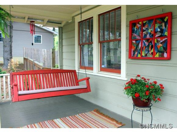 27 Barnard Avenue - Photo 5