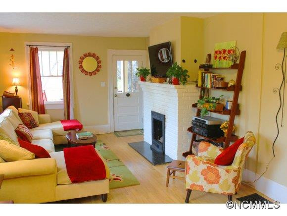 27 Barnard Avenue - Photo 6