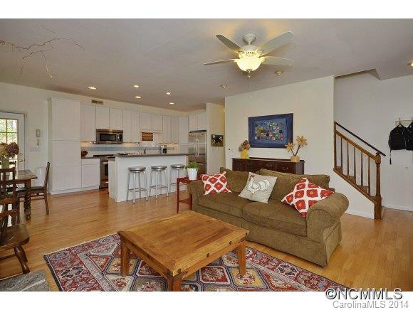 109 Paradise Circle - Photo 6