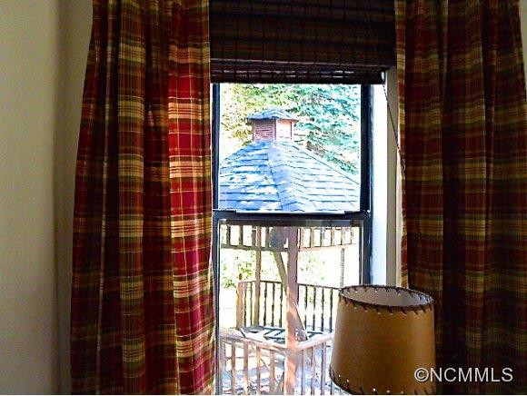 186 HIDDEN COVE ROAD - Photo 14