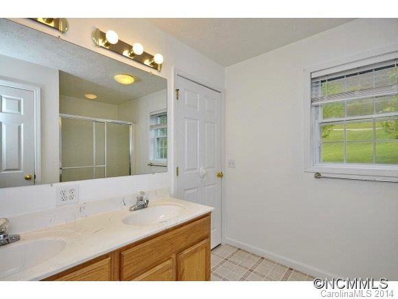 46 Gordon Drive - Photo 8