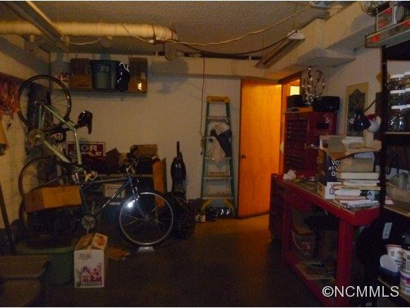 95 Fenner Ave. - Photo 19
