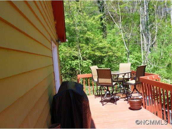 95 Fenner Ave. - Photo 4