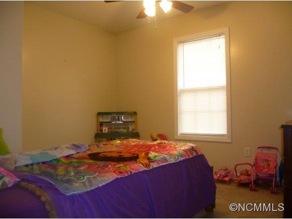 17 Maple Lane - Photo 16