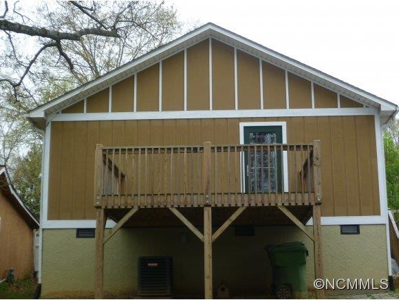 17 Maple Lane - Photo 3