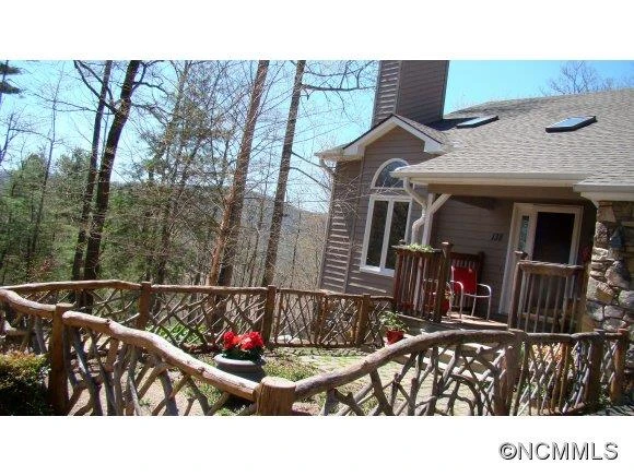138 Churchill Downs Drive