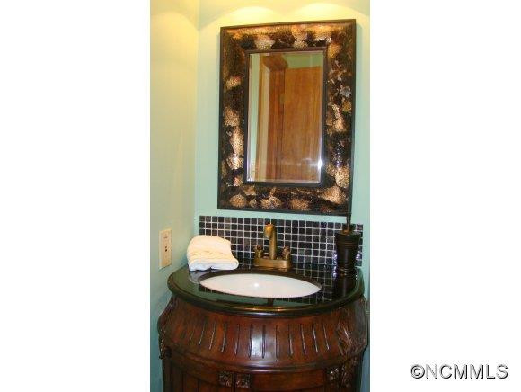 138 Churchill Downs Drive - Photo 13