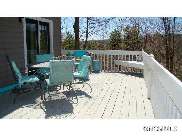 138 Churchill Downs Drive - Photo 4