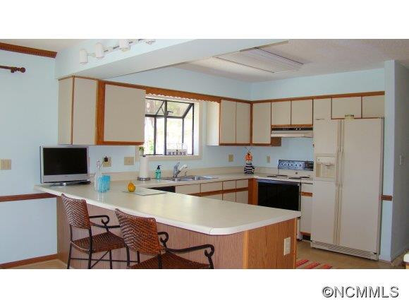 138 Churchill Downs Drive - Photo 8