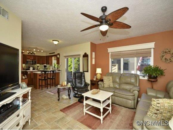 401 WILD OAK LANE - Photo 8