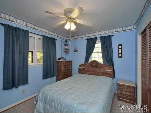 2032 EVERGREEN DRIVE - Photo 6