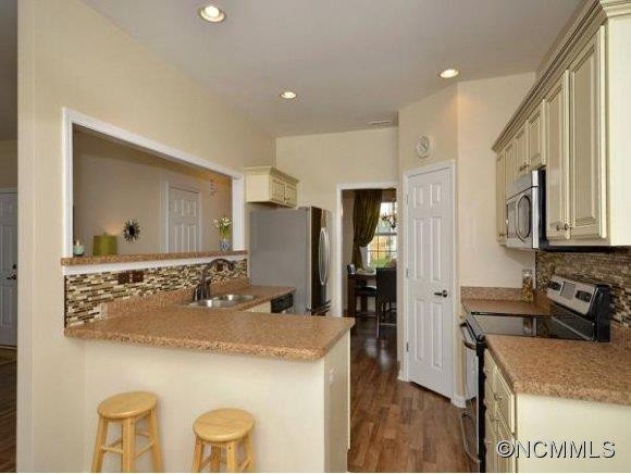 286 NEW RIVER DRIVE - Photo 5