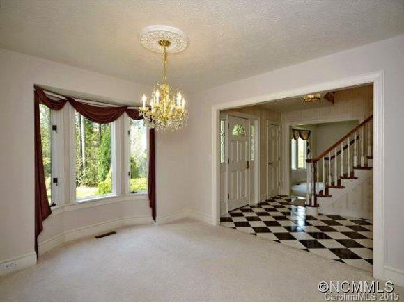 670 STONEY MOUNTAIN ROAD - Photo 2