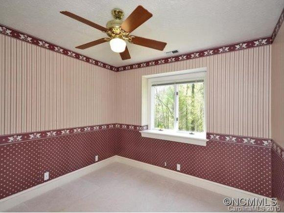 670 STONEY MOUNTAIN ROAD - Photo 18