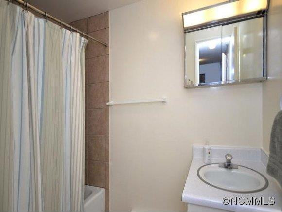 22 LEISURE MOUNTAIN ROAD - Photo 14