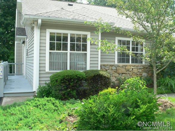 349 Laurel Park Place - Photo 2